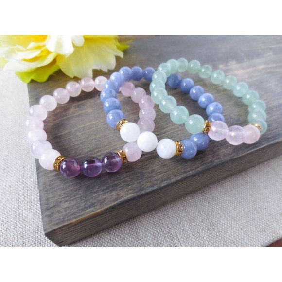 Rose Quartz & Amethyst Gemstone Bracelet - Picture 3 of 3